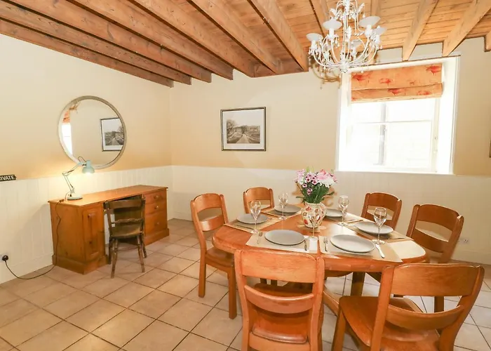 度假居 The Old Post Office *